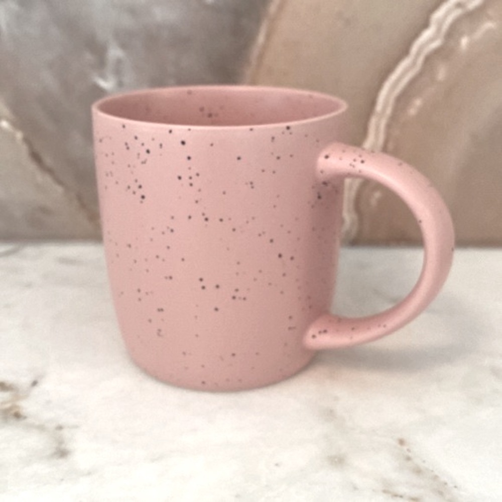 Brand New in box 400 ml Pink Ceramic Mug